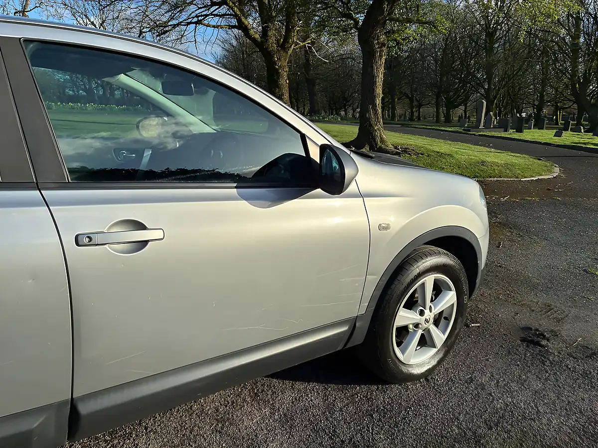Used 2009 Nissan Qashqai Acenta Silver - Interior and Exterior details 19