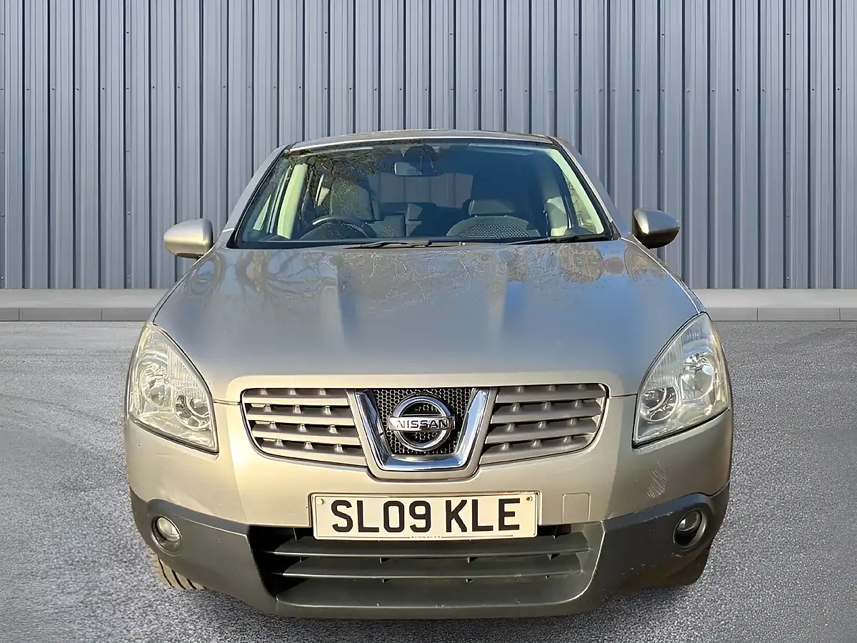 Used 2009 Nissan Qashqai Acenta Silver - Interior and Exterior details 2