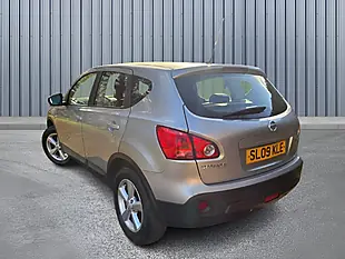 Used 2009 Nissan Qashqai Acenta Silver - Interior and Exterior details 4