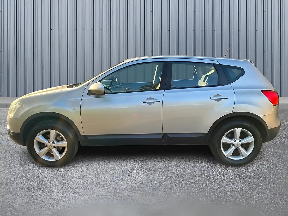 Used 2009 Nissan Qashqai Acenta Silver - Interior and Exterior details 8