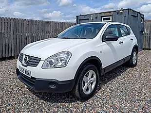 Used 2009 Nissan Qashqai Visia White - Interior and Exterior details 3