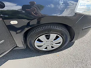 Used 2009 Nissan Tiida Black - Interior and Exterior details 18
