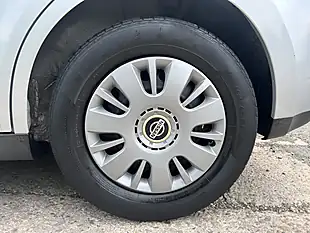 Used 2009 Nissan Tiida Silver - Interior and Exterior details 19