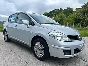 Used 2009 Nissan Tiida Silver - Interior and Exterior details 9