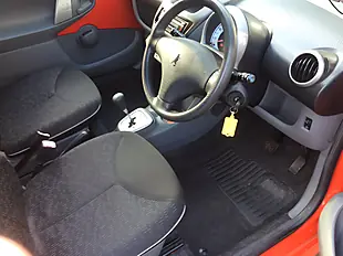 Used 2009 Peugeot 107 Urban S-a Red - Interior and Exterior details 8