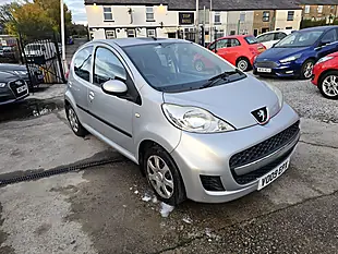 Used 2009 Peugeot 107 Urban Silver - Interior and Exterior details 2