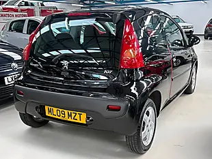 Used 2009 Peugeot 107 Verve Black - Interior and Exterior details 15