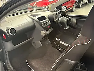 Used 2009 Peugeot 107 Verve Black - Interior and Exterior details 16