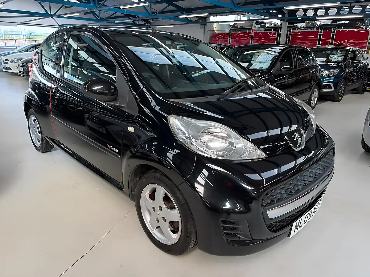 Used 2009 Peugeot 107 Verve Black - Interior and Exterior details 7