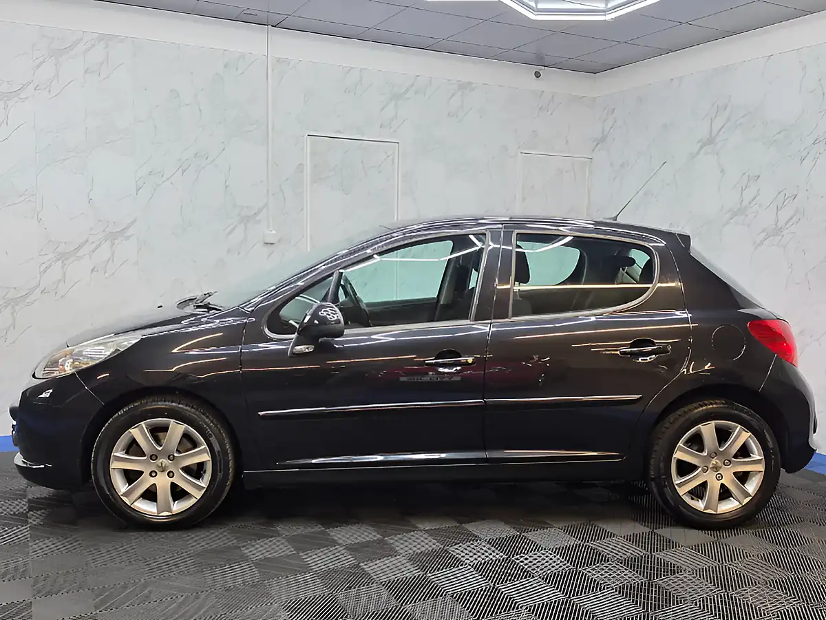 Used 2009 Peugeot 207 Sport Black - Interior and Exterior details 8