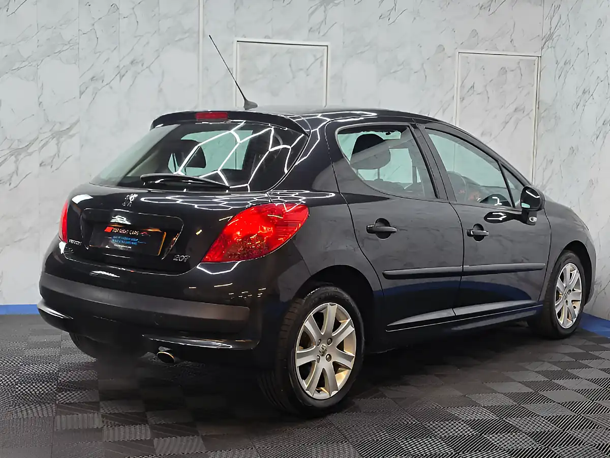 Used 2009 Peugeot 207 Sport Black - Interior and Exterior details 9