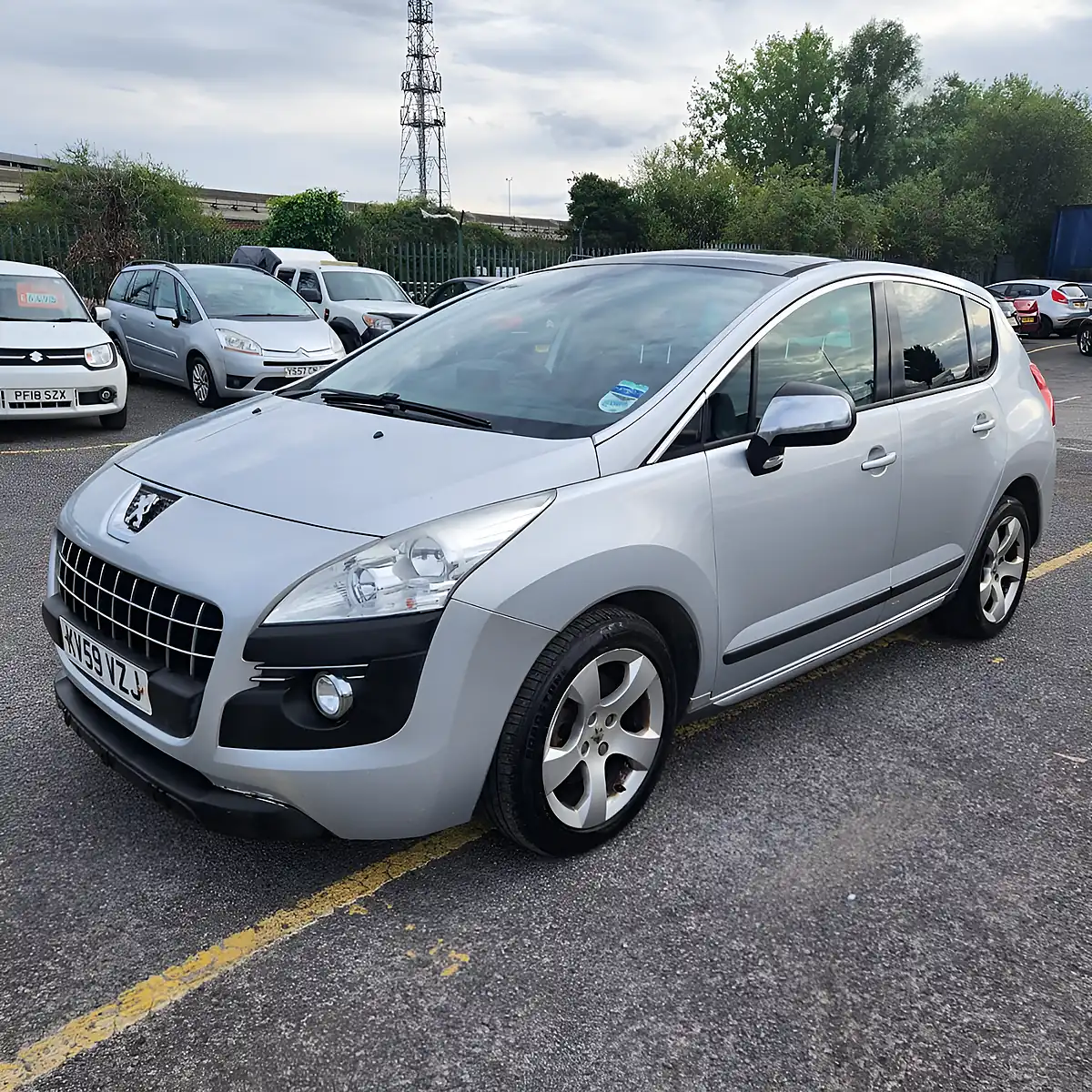 Used 2009 Peugeot 3008 Exclusive Silver - Interior and Exterior details 2