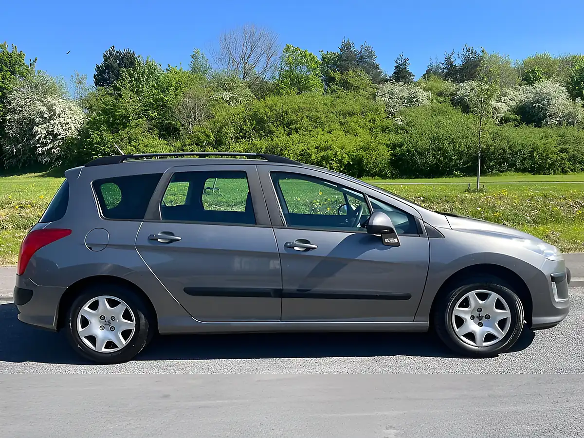 Used 2009 Peugeot 308 S Grey - Front View