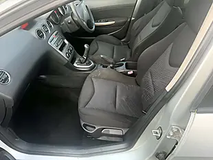 Used 2009 Peugeot 308 S Silver - Interior and Exterior details 14