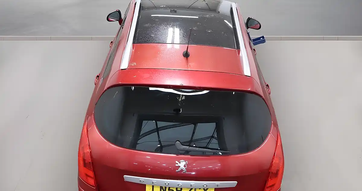Used 2009 Peugeot 308 Sport Red - Interior and Exterior details 8