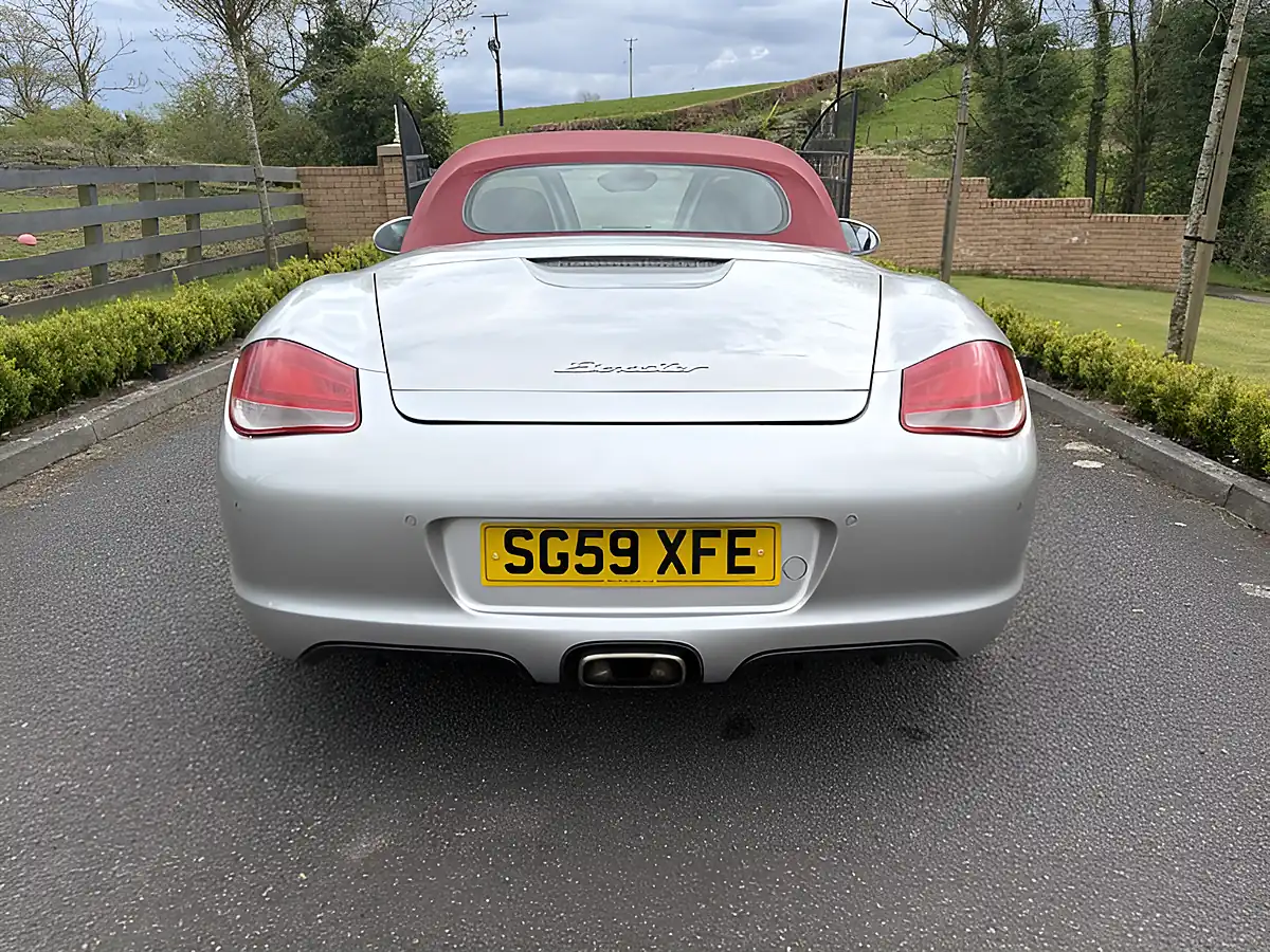 Used 2009 Porsche Boxster Gen2 Arctic Silver - Interior and Exterior details 11