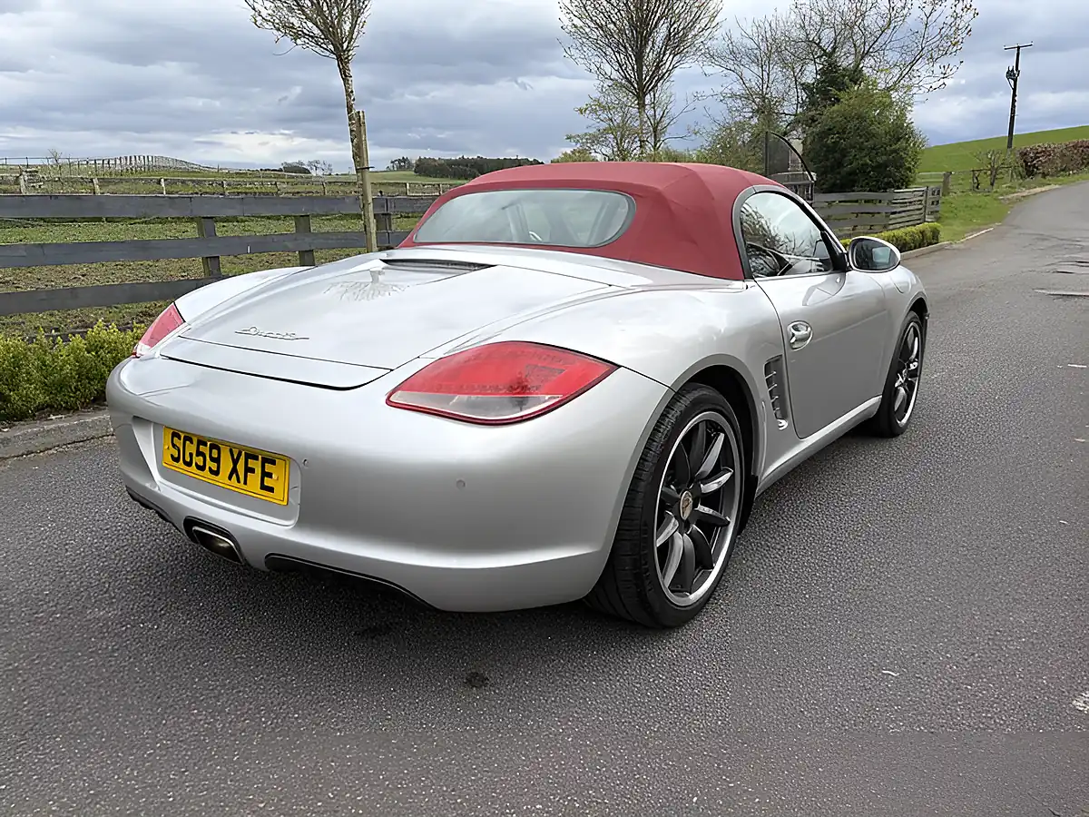 Used 2009 Porsche Boxster Gen2 Arctic Silver - Interior and Exterior details 13