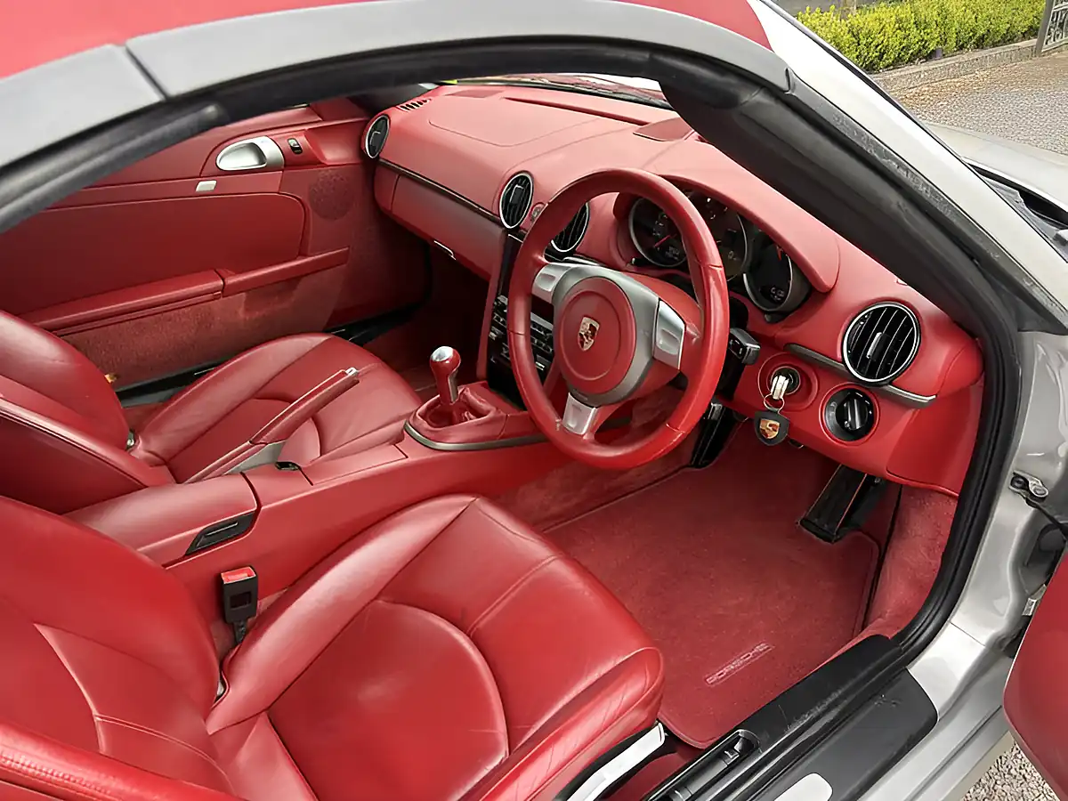 Used 2009 Porsche Boxster Gen2 Arctic Silver - Interior and Exterior details 19