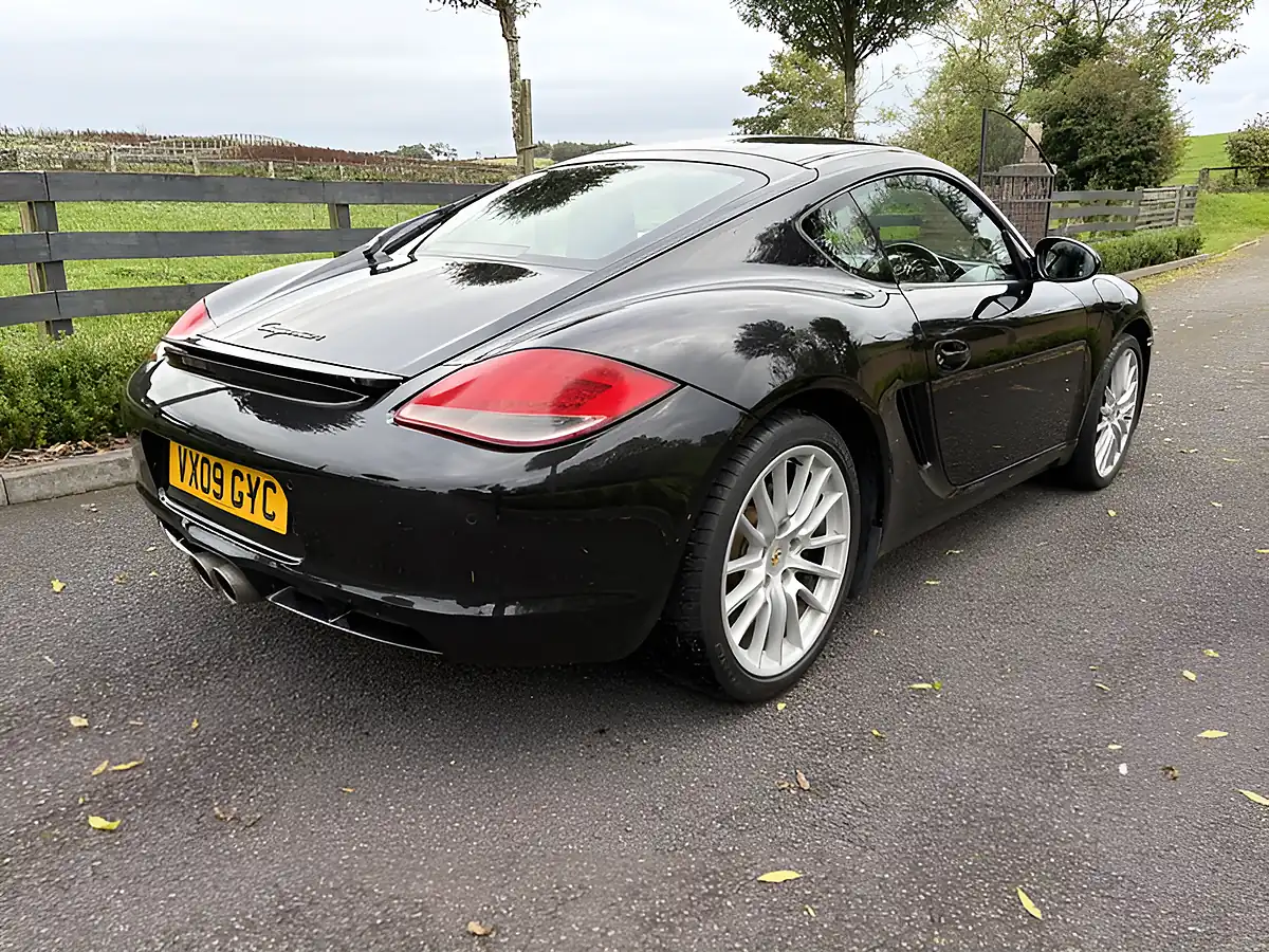 Used 2009 Porsche Cayman Gen2 Black - Interior and Exterior details 13