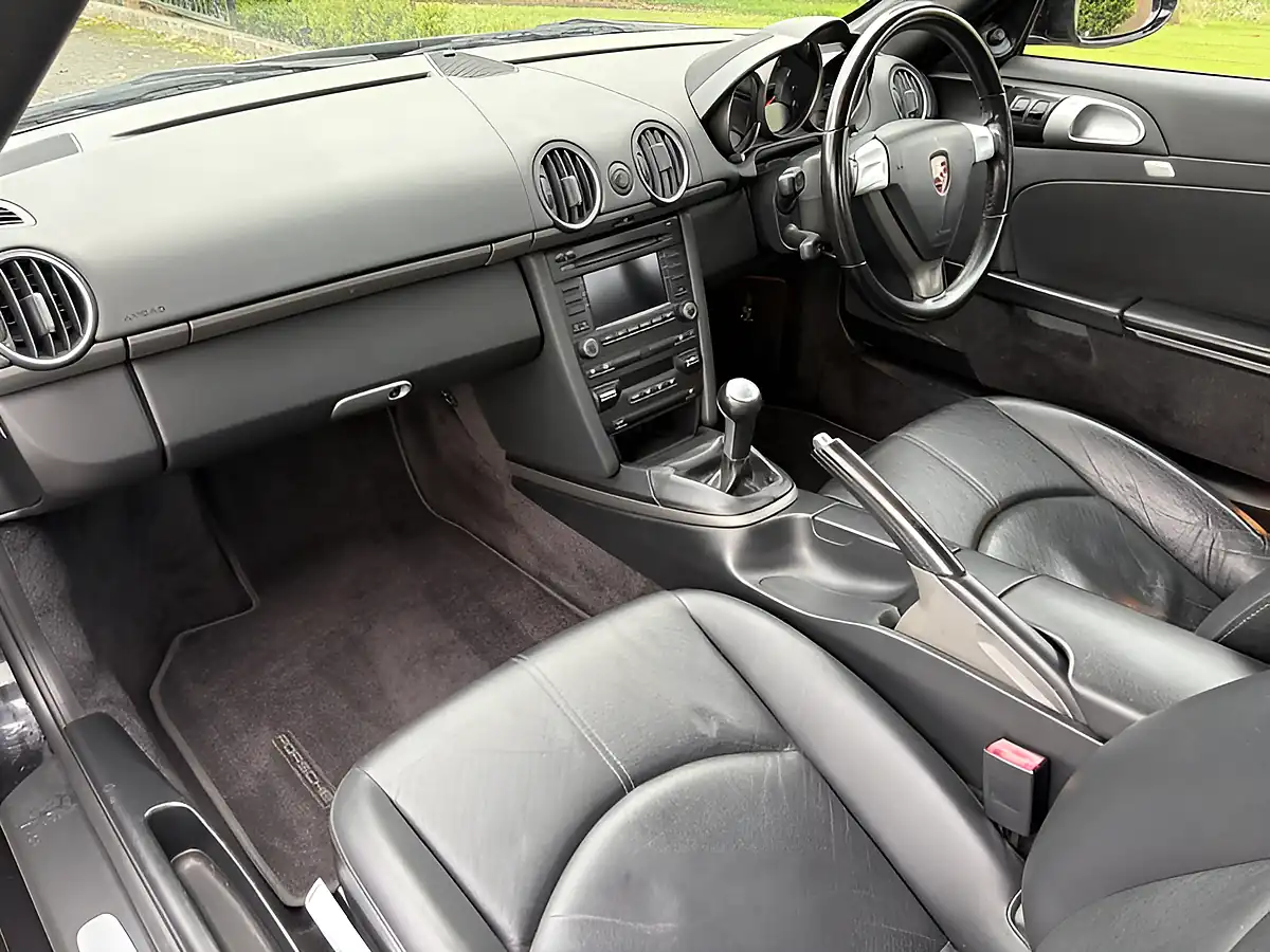 Used 2009 Porsche Cayman Gen2 Black - Interior and Exterior details 17