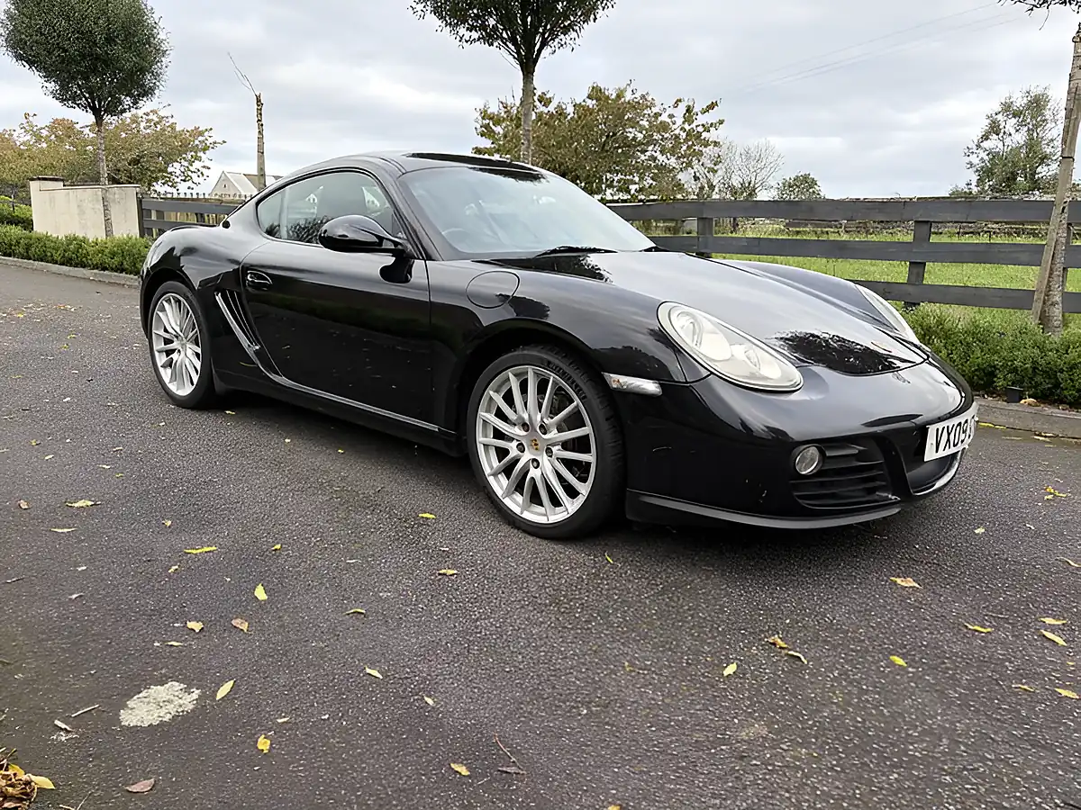 Used 2009 Porsche Cayman Gen2 Black - Interior and Exterior details 3
