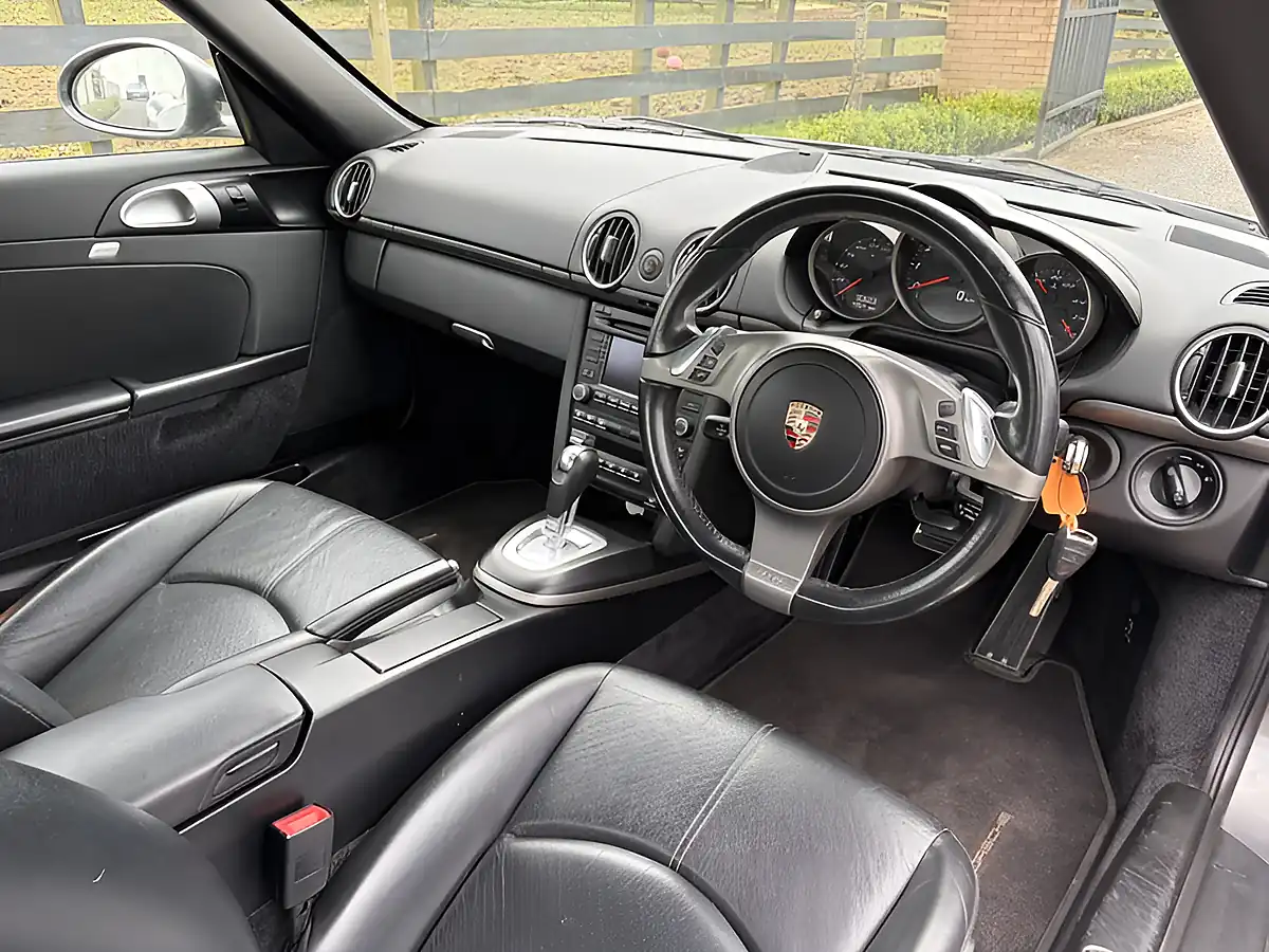 Used 2009 Porsche Cayman Gen2 Meteor Grey - Interior and Exterior details 16