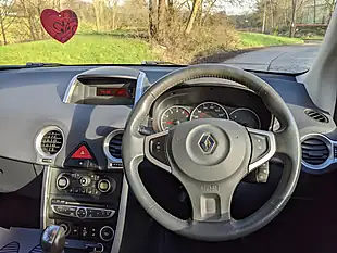 Used 2009 Renault Koleos Dynamique S Grey - Interior and Exterior details 16