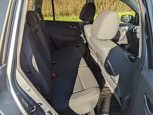 Used 2009 Renault Koleos Dynamique S Grey - Interior and Exterior details 8