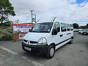 Used 2009 Renault Master LM39 Minibus L3 H2 White - Interior and Exterior details 4