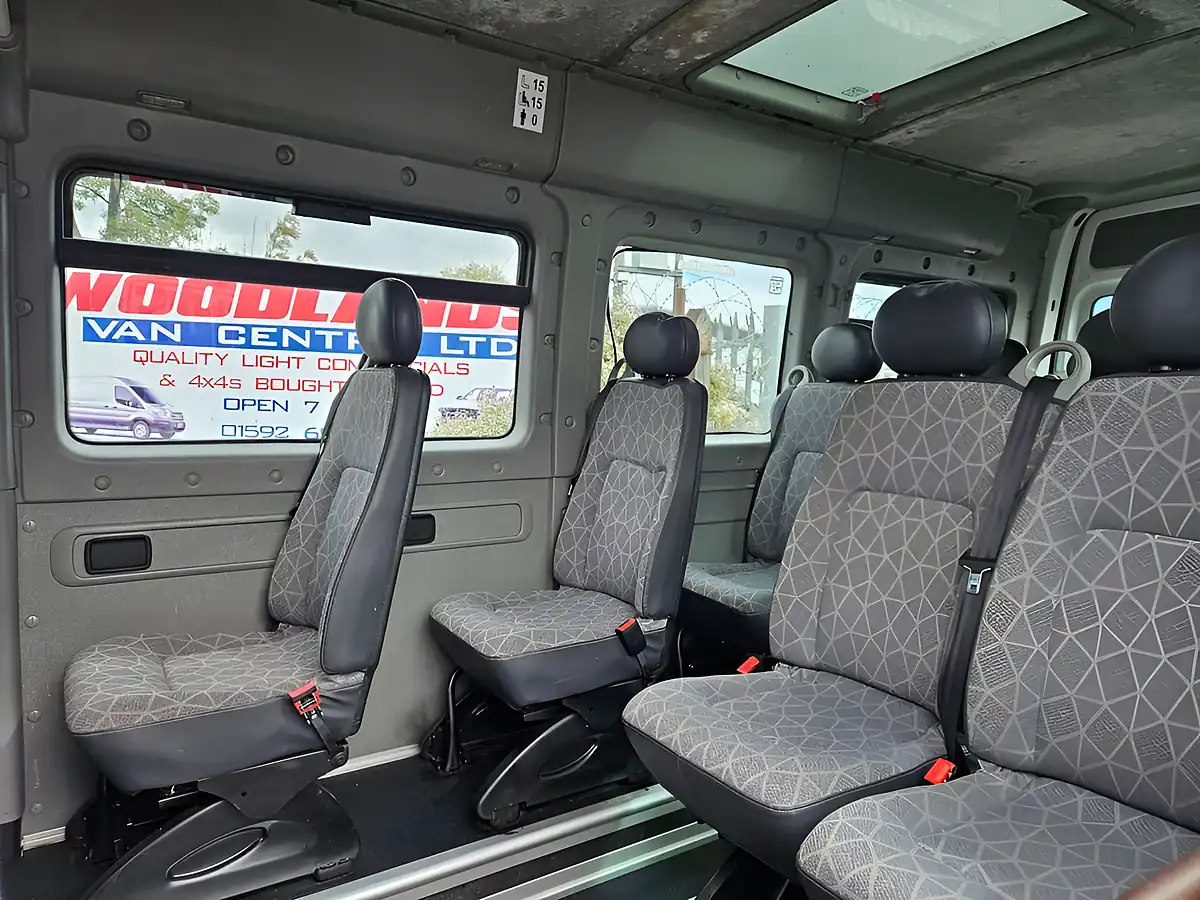 Used 2009 Renault Master LM39 Minibus L3 H2 White - Interior and Exterior details 9
