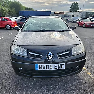 Used 2009 Renault Megane Leather Black - Interior and Exterior details 2