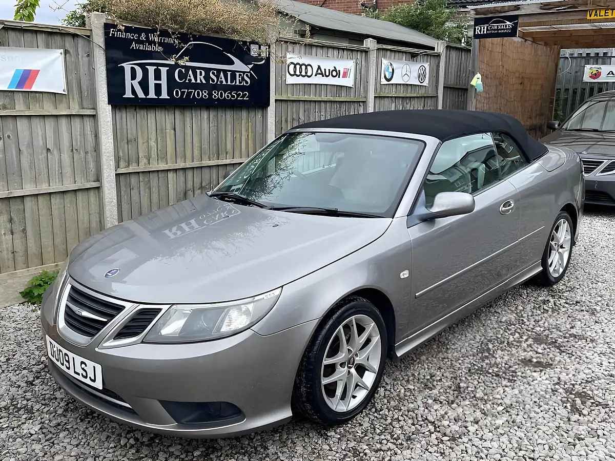 Used 2009 Saab 9-3 Vector Grey - Front View