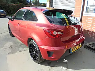 Used 2009 SEAT Ibiza Cupra Bocanegra Red - Interior and Exterior details 9