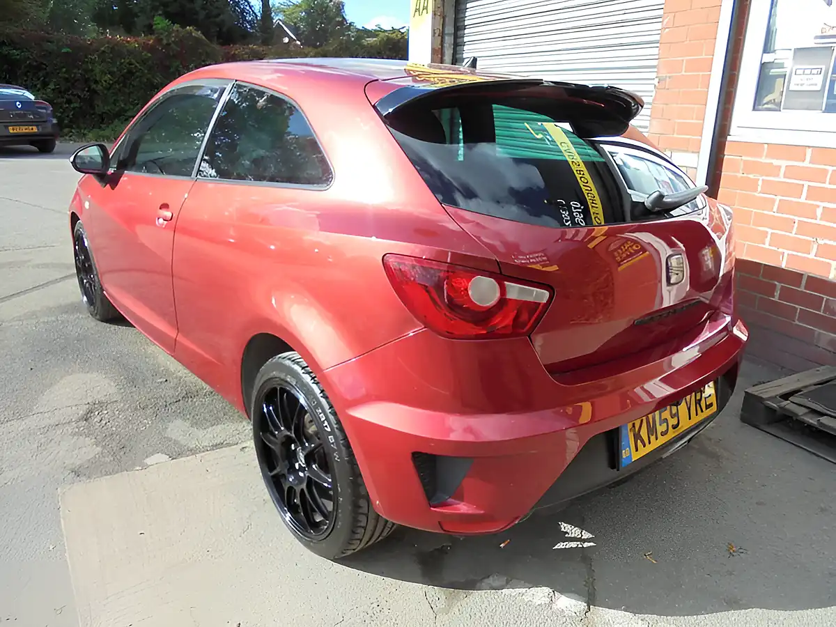 Used 2009 SEAT Ibiza Cupra Bocanegra Red - Interior and Exterior details 9