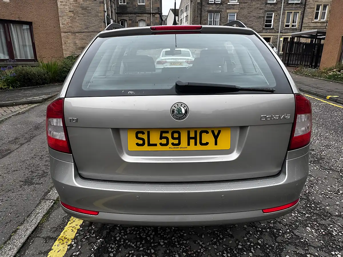 Used 2009 Skoda Octavia Elegance Beige - Interior and Exterior details 4