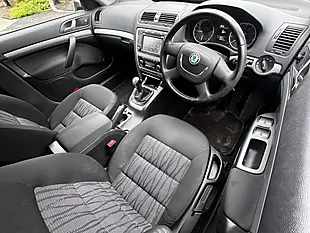 Used 2009 Skoda Octavia Elegance Beige - Interior and Exterior details 5