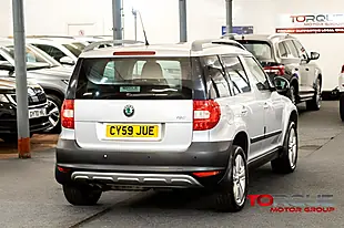 Used 2009 Skoda Yeti Se Silver - Interior and Exterior details 7