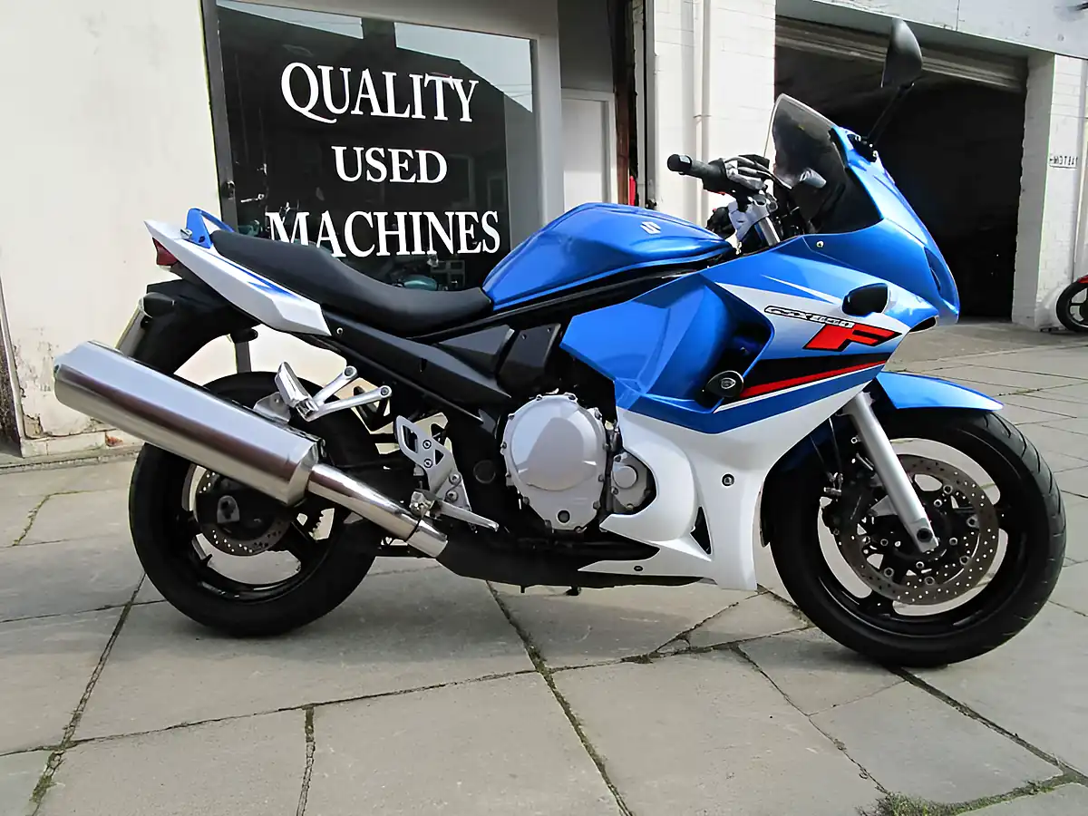 Used 2009 Suzuki GSX650 FK9 Blue/White - Front View