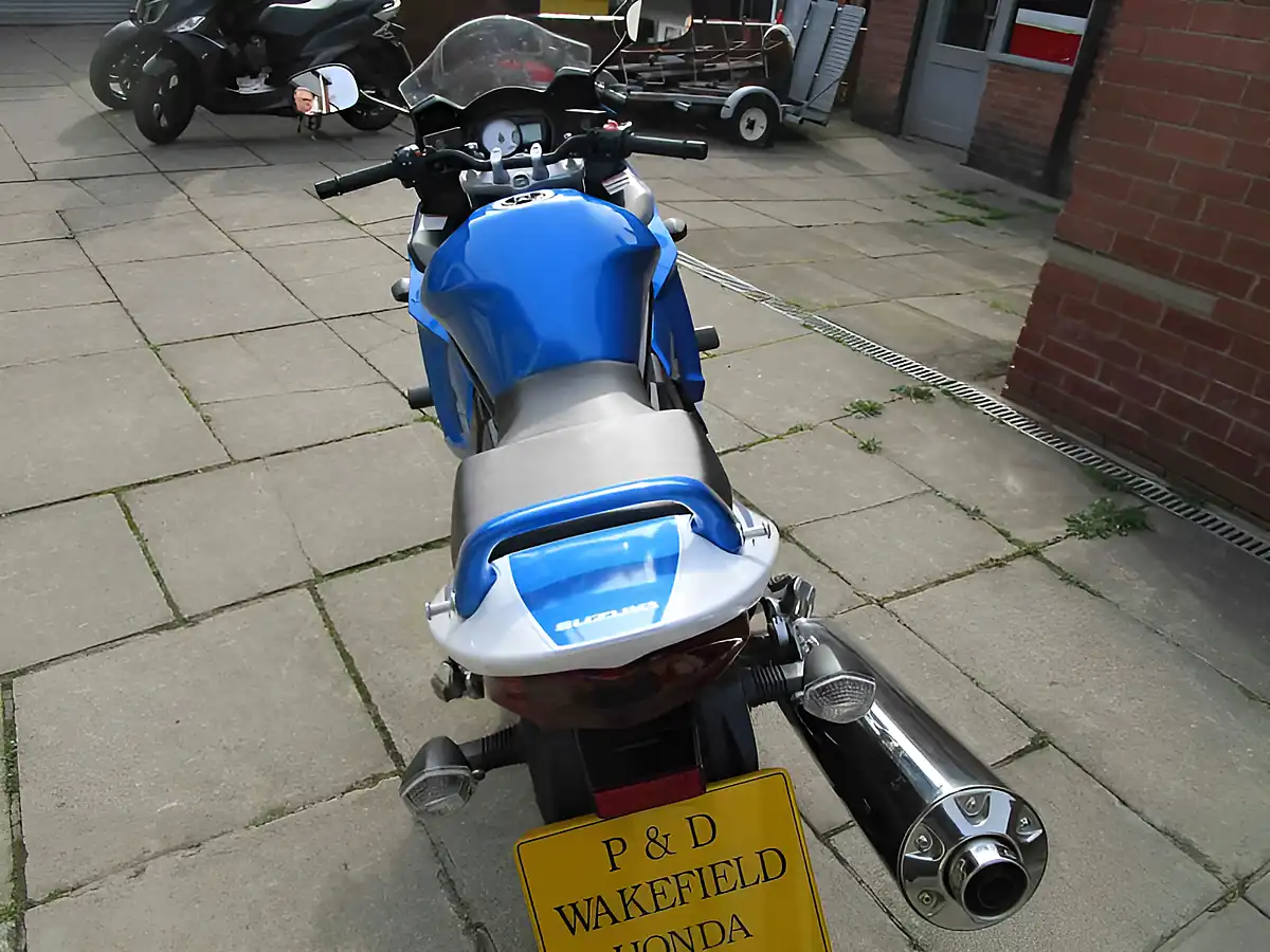 Used 2009 Suzuki GSX650 FK9 Blue/White - Interior and Exterior details 17