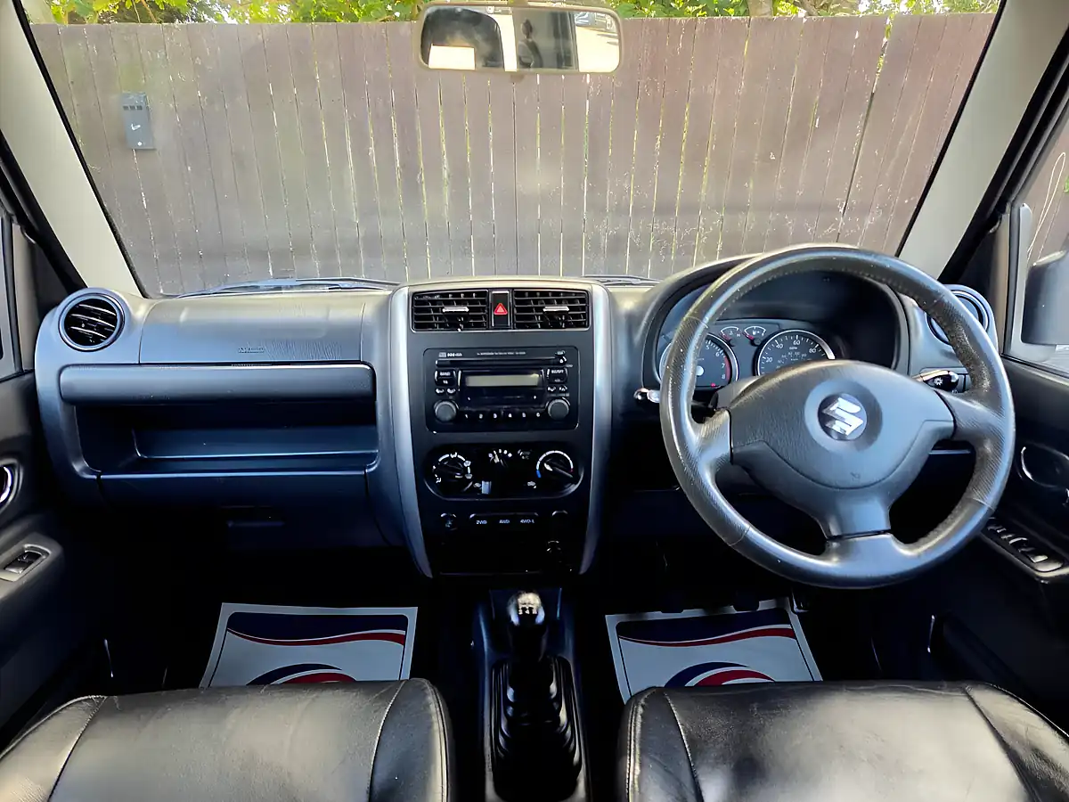 Used 2009 Suzuki Jimny Jlx+ Blue - Interior and Exterior details 9