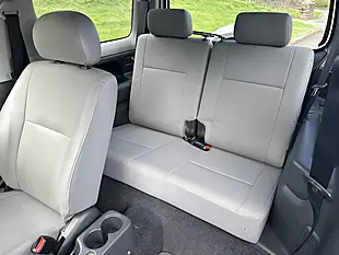 Used 2009 Suzuki Jimny Land Venture White - Interior and Exterior details 15