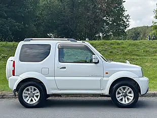 Used 2009 Suzuki Jimny Land Venture White - Interior and Exterior details 4
