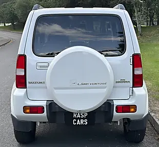 Used 2009 Suzuki Jimny Land Venture White - Interior and Exterior details 8