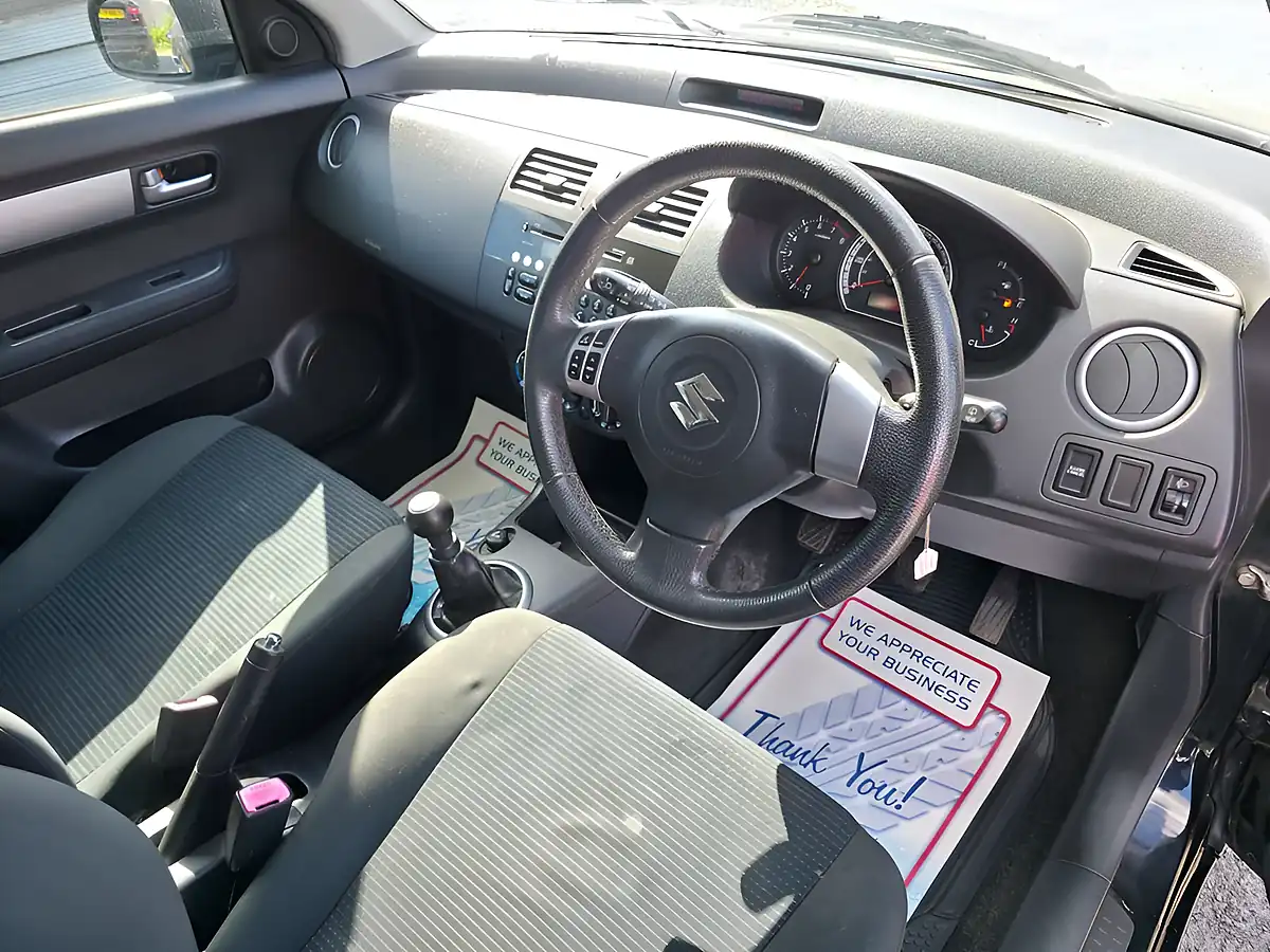 Used 2009 Suzuki Swift Gl Black - Interior and Exterior details 15