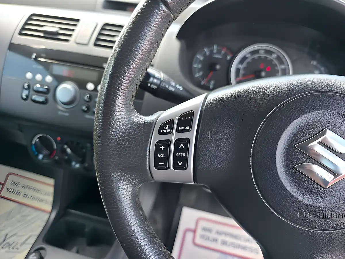 Used 2009 Suzuki Swift Gl Black - Interior and Exterior details 16