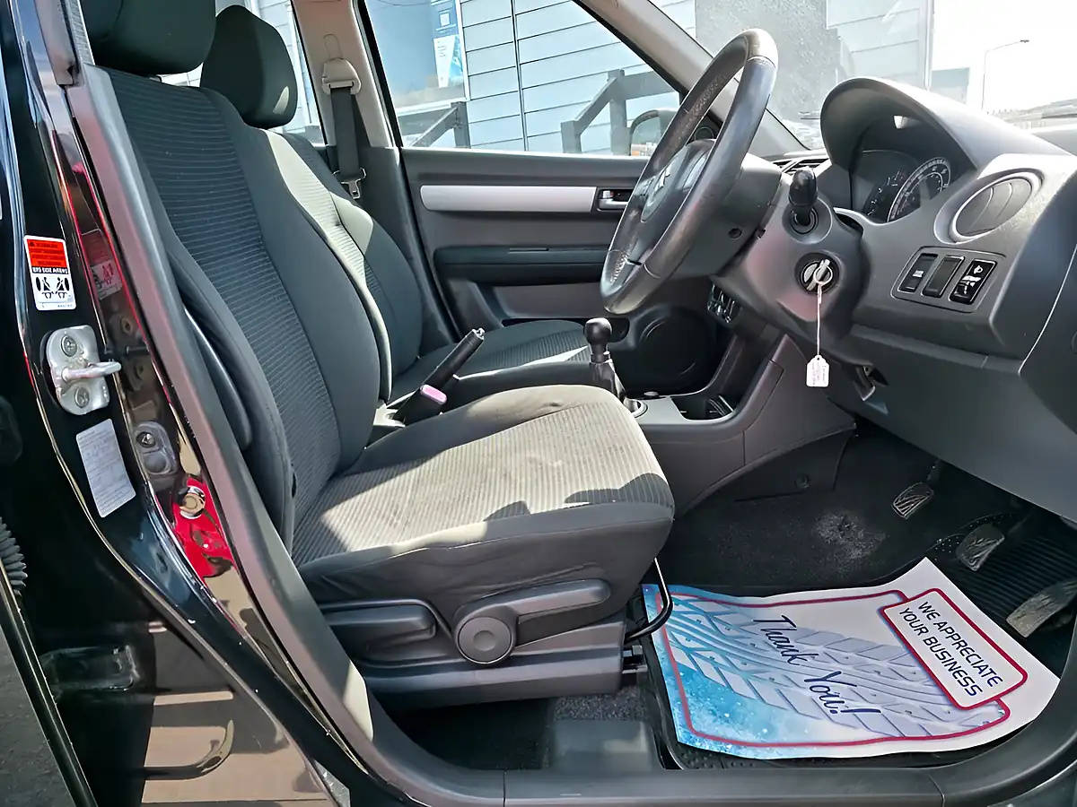 Used 2009 Suzuki Swift Gl Black - Interior and Exterior details 19