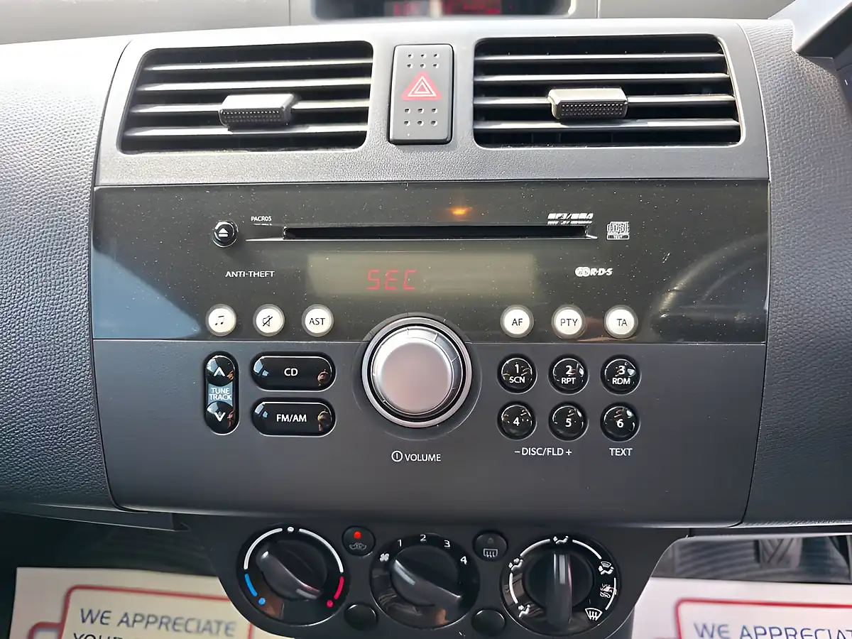 Used 2009 Suzuki Swift Gl Black - Interior and Exterior details 7