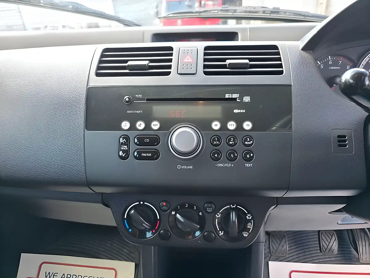 Used 2009 Suzuki Swift Gl Black - Interior and Exterior details 8