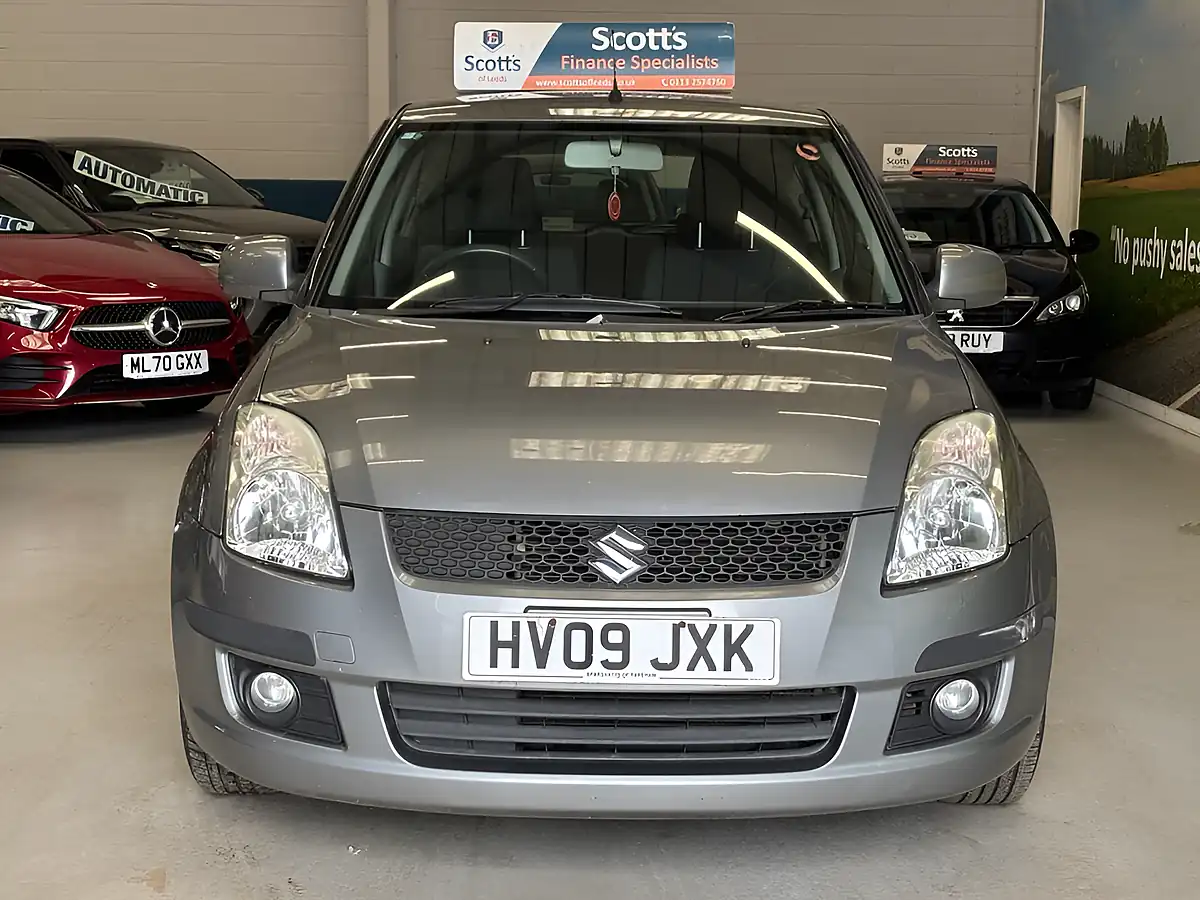 Used 2009 Suzuki Swift Glx Grey - Interior and Exterior details 2