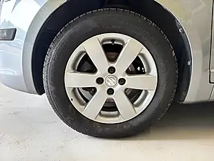 Used 2009 Suzuki Swift Glx Grey - Interior and Exterior details 9
